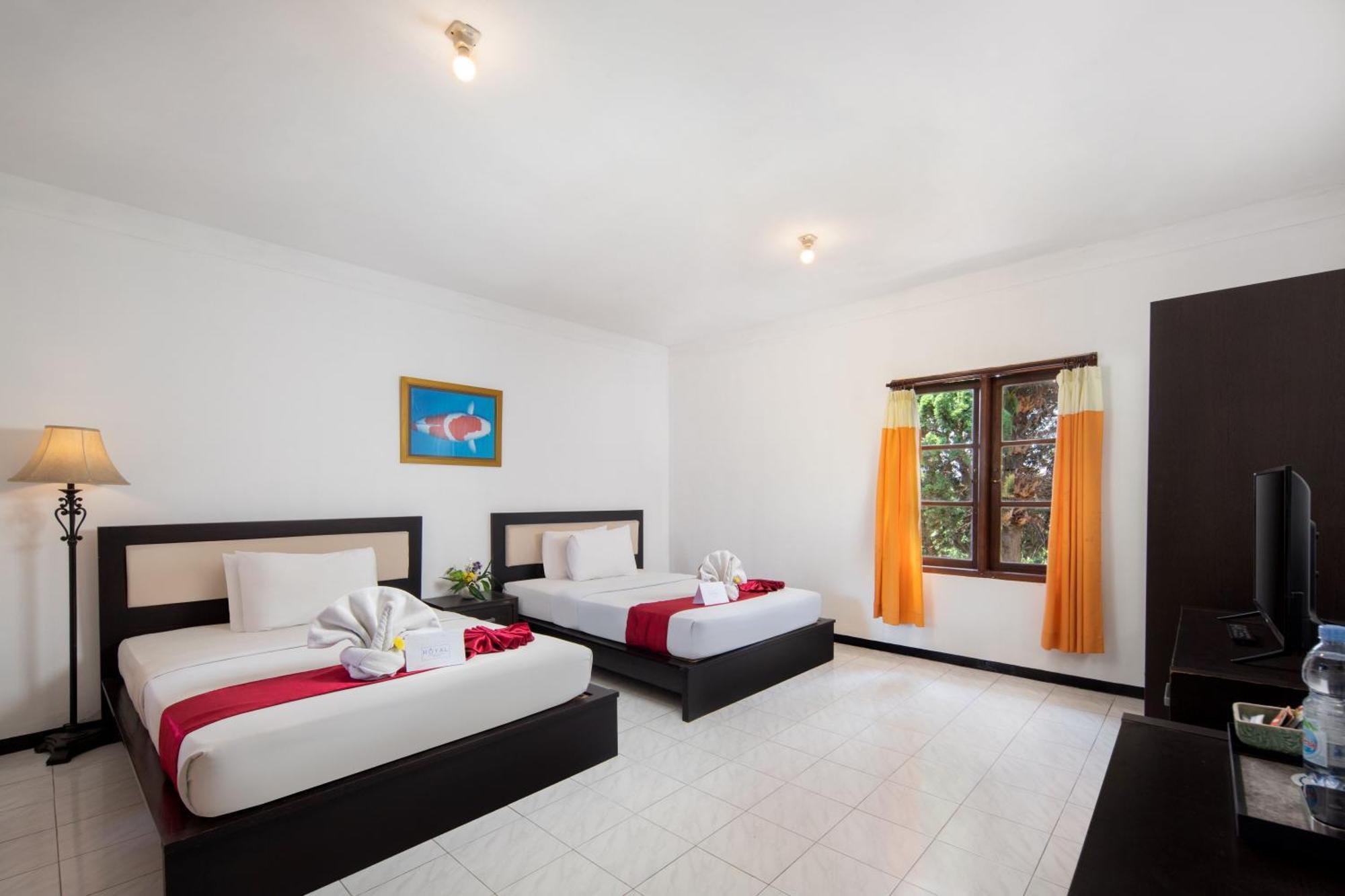 Royal Hotel And Villas Trawas Luaran gambar