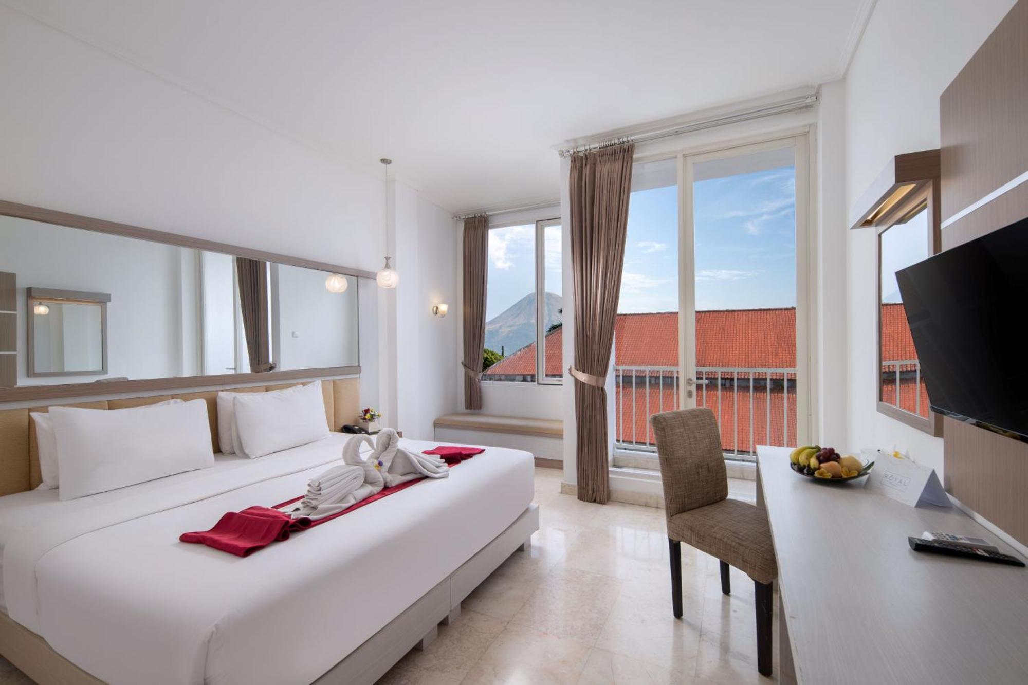 Royal Hotel And Villas Trawas Luaran gambar