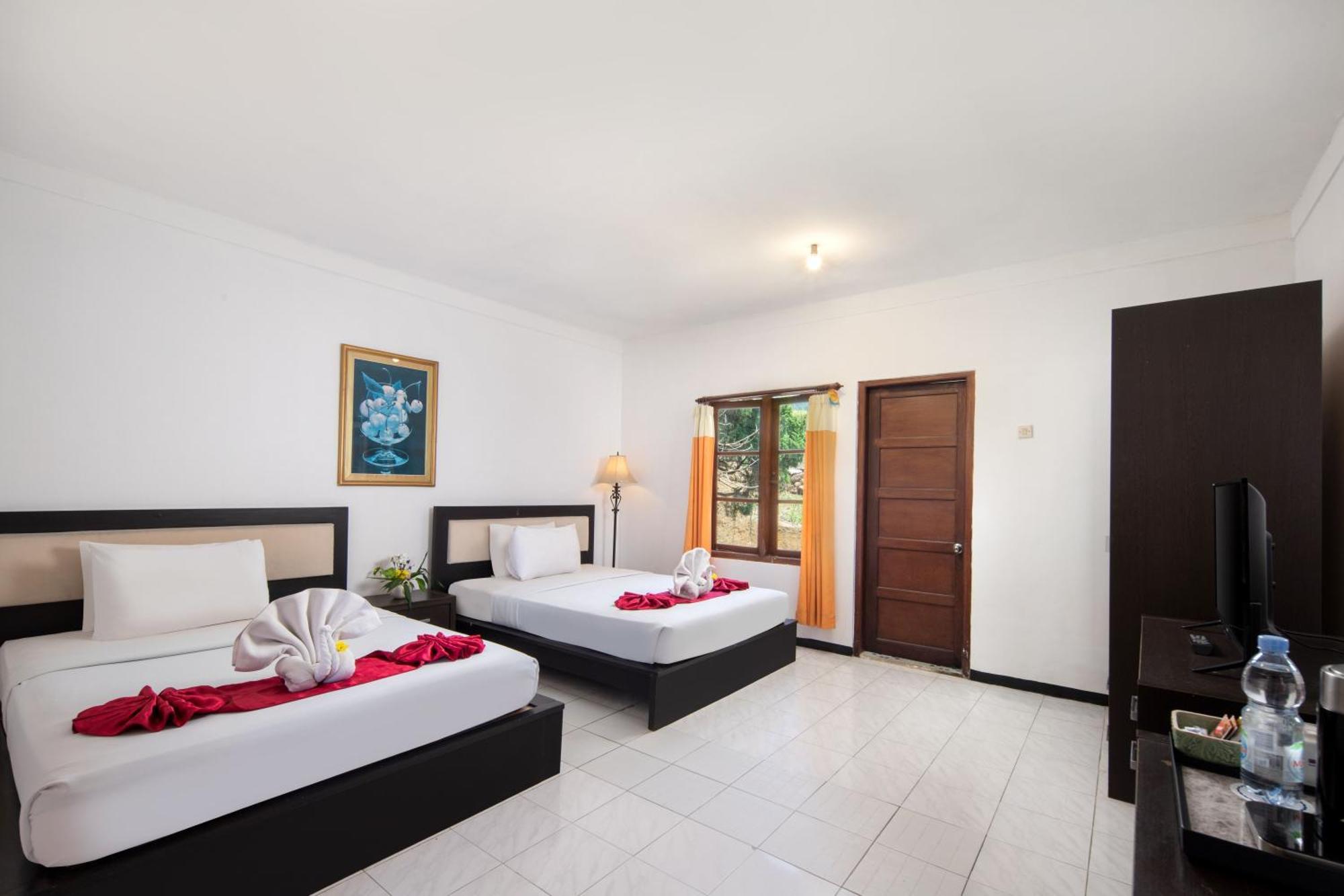 Royal Hotel And Villas Trawas Luaran gambar