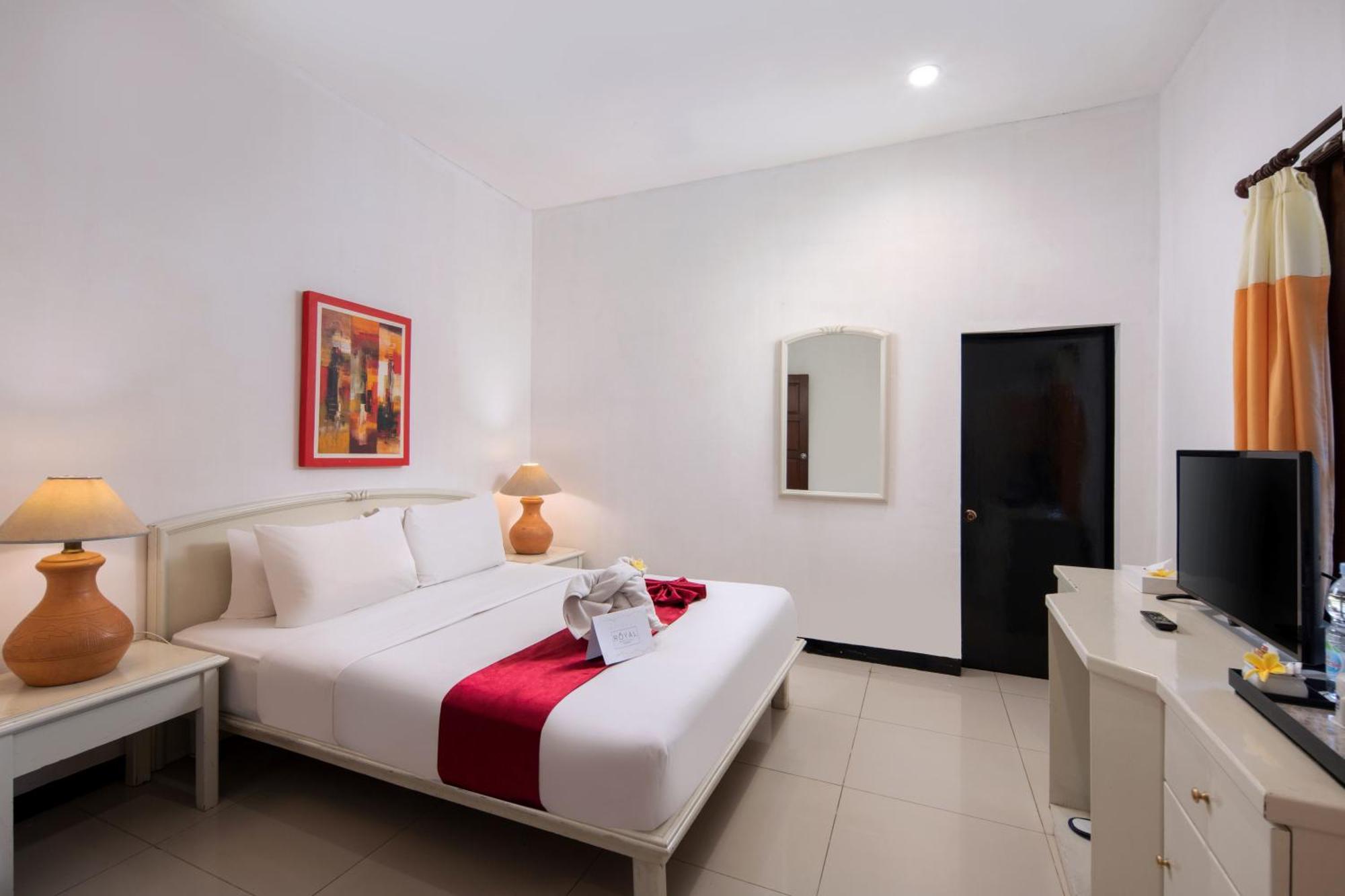 Royal Hotel And Villas Trawas Luaran gambar